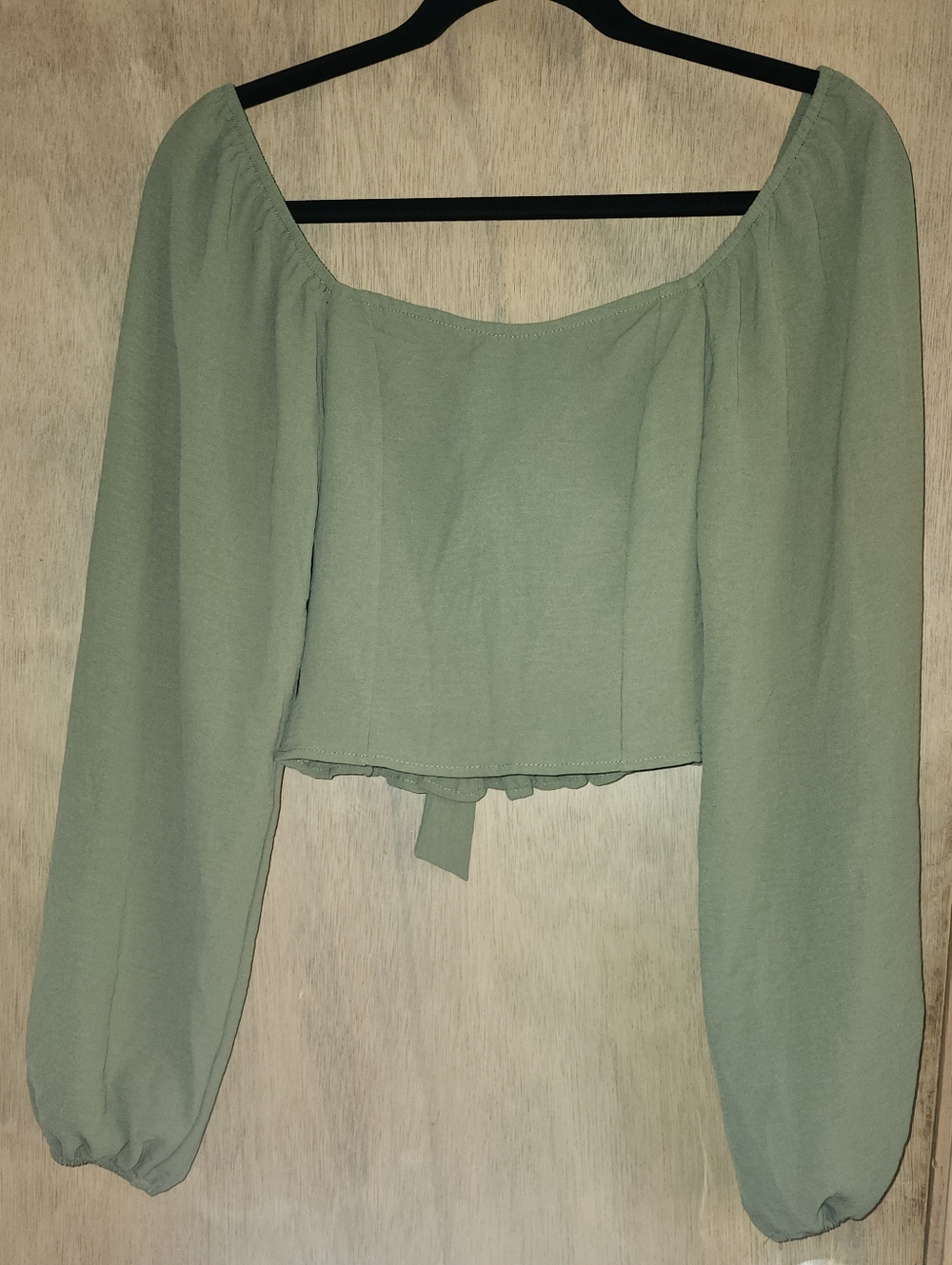 Altar'd State Sage Green Off-Shoulder Flowy Long Sleeve Crop Top Xsmall - Picture 1 of 6